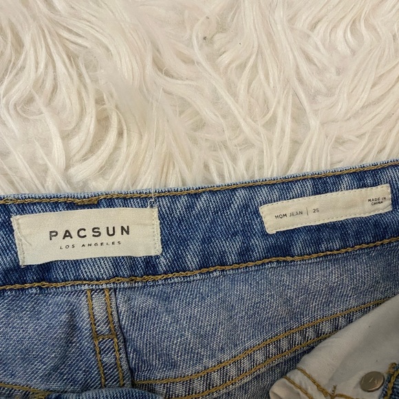 PacSun Size 25 Cropped Mom Jeans - Picture 3 of 4